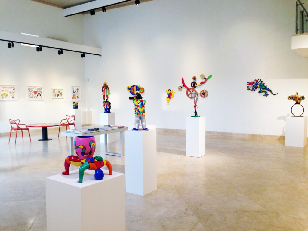 NH Galeria, Unveiling the Artistic Side of Cartagena: A Guide to the City's Best Art Galleries